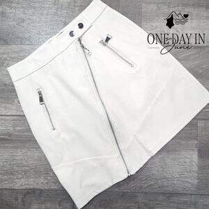 Kendall + Kylie Faux Leather Skirt Size XS